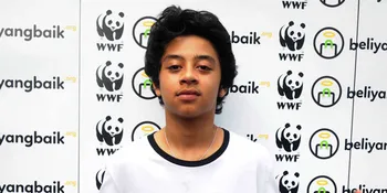 Tak Lagi Satu Boyband, Bastian Steel Tetap Jenguk Iqbal CJR