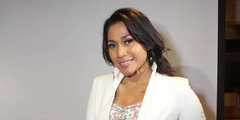 Tak Pernah Diberi Nafkah, Anne J Cotto Kesal Digugat Mantan Suami