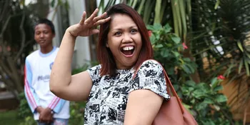 Takut Diledek, Anak Malu dan Larang Elly Sugigi ke Kampusnya