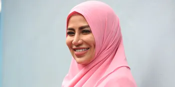 Takut Dosa Jadi Alasan Cinta Penelope Tak Hibahkan Baju-Baju Seksinya