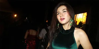 Takut Ketinggian, Vicky Shu Banyak Dzikir di Pesawat