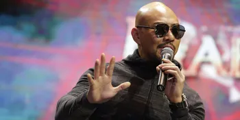 Takut UU ITE, Deddy Corbuzier Larang Penonton Offline Podcast-nya Ngerekam Pakai HP: Kalau Salah Ngomong Bisa Dikaretkan