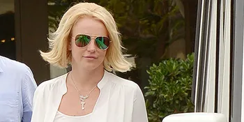 Tampak Sopan dan Sederhana, Britney Spears Puji Justin Bieber