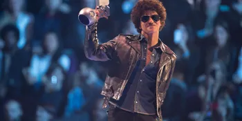 Tampil Bareng, Bruno Mars Ajak Red Hot Chili Peppers?