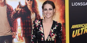 Tampil Cantik di Red Carpet, Kristen Stewart Malah 'Nyeker'