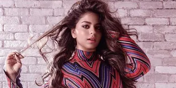 Tampil Cantik Pakai Strapless Crop Top, Suhana Khan Didoakan Dapat Hidayah