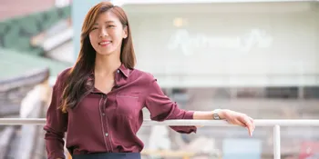 Tampil Klasik Nan Elegan, Ha Ji Won Grand Ambassador Hanbok Korea