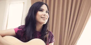 Tampil Menawan, Ghaitsa Kenang Bikin Judika Terpukau