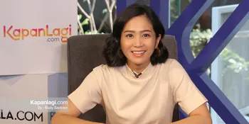 Tampil Sosialita, Harga Tas Kecil Bunga Zainal Ini Bikin Kamu Melongo!