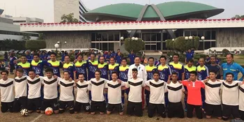 Tanding Bola di Kompleks DPR, Tim Artis Kalahkan Politisi PAN