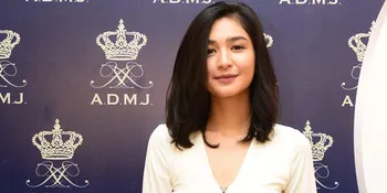 Tanpa Lipstik, Mikha Tambayong Jadi Kelihatan Capek