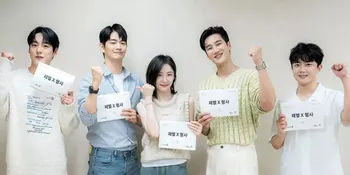 Tayang pada Bulan Januari 2024, Ahn Bo Hyun dan Park Ji Hyun Hadiri Script Reading Drama FLEX X COP!
