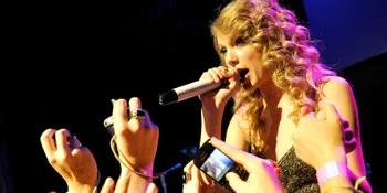 Taylor Swift Enggan Terima Kritikan dan Pujian