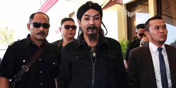 Tebaskan Parang ke Leher Orang, Limbad Dilaporkan ke Polisi