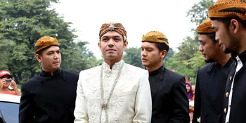 Teuku Wisnu: Awal-Awal Dude Harlino Tegang