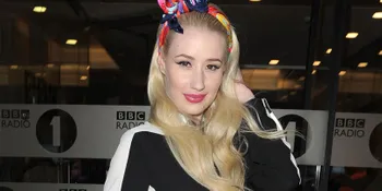 Telanjang Dada di Video Klip, Ibu Iggy Azalea Tak Peduli