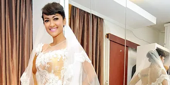 Tepati Nazar, Jupe Cari Parfum Agnes Monica dan Guru Agama