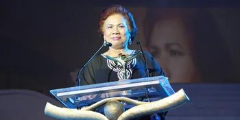 Terima Piala FFI, Mak Gondut Takut Ditanya KTP