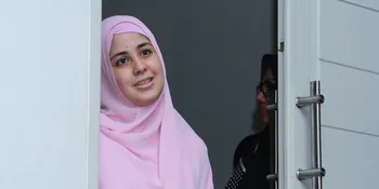 Terjadi Ketegangan, Risty Pendarahan Stuart Paksa Hadiri Sidang