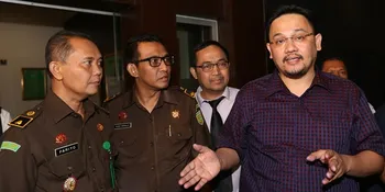 Terjerat Kasus, Farhat Abbas Andalkan Imunitas Pengacara?