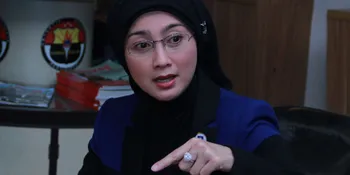 Terkait Penelantaran Anak, Desy Ratnasari Kritik Menteri Yohana