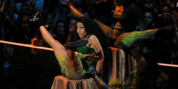 Terlalu Seksi, Penampilan Nicki Minaj 'Disunat'