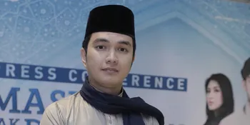 Ternyata Begini Makna Tersirat Dibalik Foto Profil WhatsApp Seorang Aldi Taher