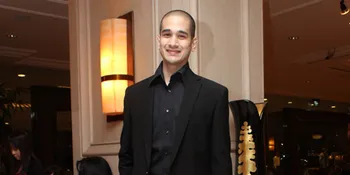 Ternyata, Okan Cornelius Kini Jadi Pedagang Kasur