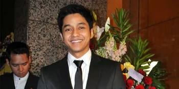 Ternyata Pesanan Jas Adly Fairuz Untuk Keperluan Syuting