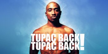 Tersebarnya Foto Selfie, Benarkah Ini Tanda Tupac Masih Hidup?