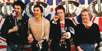 Terungkap, Inilah Hubungan Antara Sex Pistols dan Kartu Kredit!