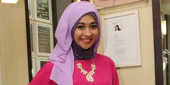 Terungkap! Suami Poppy Bunga Jadi Seorang Sopir Taksi Uber