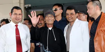 Tessy Menyesal Minum Cairan Pembersih Lantai