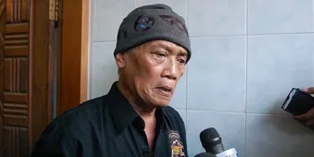 Tessy Pernah Dilempar Sandal Oleh Mamiek Prakoso, Mengapa?