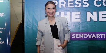 Tetap Menawan di Usia 55 Tahun, Ruth Sahanaya Lakukan Ini Untuk Jaga Kecantikan