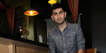 'THE RIGHT ONE', Film Drama Yang Simple