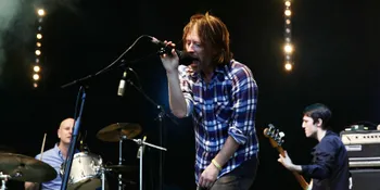Thom Yorke Minta Ajari Flea RHCP Berselancar