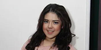 Tidak Segera Ditembak, Tina Toon Jadi Galau