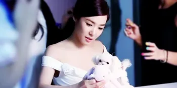 Tiffany SNSD Rayakan Ulang Tahun Anjingnya, Lucu Bikin Gemas