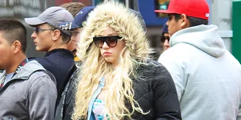 Tiga Kali Operasi Hidung, Amanda Bynes Masih Merasa 'Jelek'