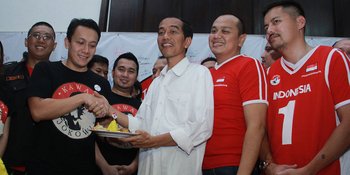Tiga Komedian ini Beri Dukungan Jokowi - JK Lewat Lagu