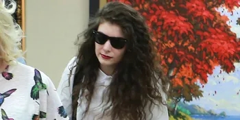 Tiket Sold Out, Lorde Rencanakan Konser Tambahan