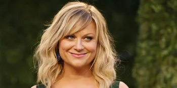 Tina Poehler Tak Yakin Jadi Host Golden Globes Lagi