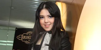 Tina Toon Masih Mau Angpau Imlek