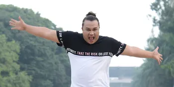 Tinggalkan Rambut Blonde, Ini Alasan Tata Liem Tiru Justin Bieber