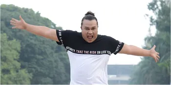 Tiru Justin Bieber, Tata Liem Justru Disebut Justin Barbie