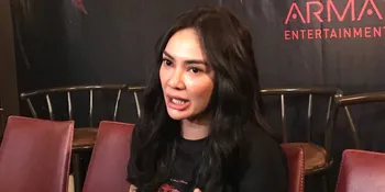 Totalitas Pekerjaan, Masayu Anastasia Nekat Berinteraksi Dengan Ular Untuk Syuting Horor 'PAKU TANAH JAWA'