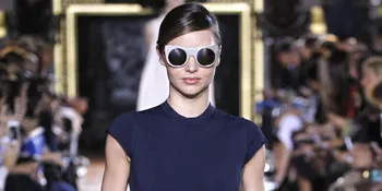 Tubuh Seksi Miranda Kerr Ini Ternyata Palsu!