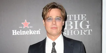 Tunjukkan Mata Biru, Brad Pitt Ganteng di Pemotretan Terbaru