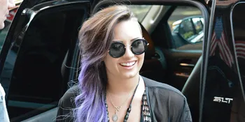 Twitter Pacar Dibajak, Foto Panas Demi Lovato Tersebar Luas